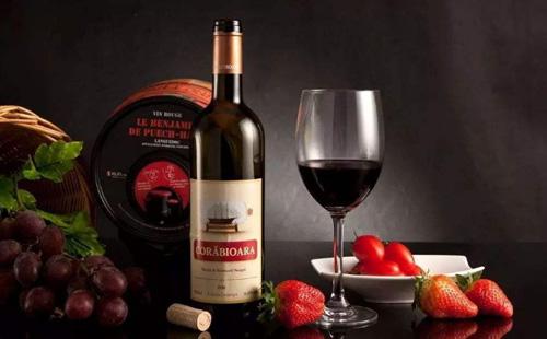 葡萄酒十大品牌如何鉴别葡萄酒质量？