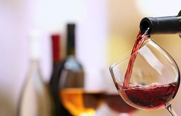开红酒代理店要怎么入手?