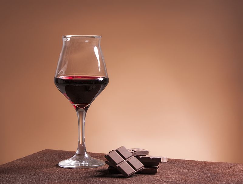 葡萄酒与巧克力搭配有哪些原则呢？