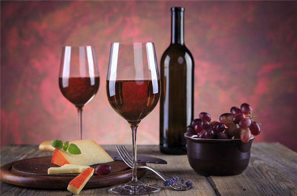 2019年咸宁红酒代理商好做吗?