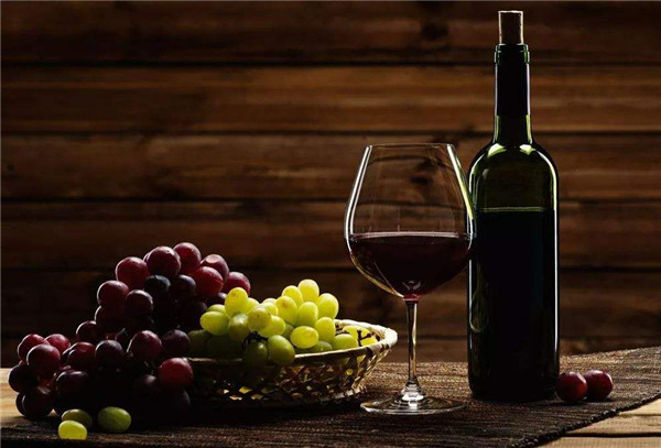 新手怎么在长沙经营红酒加盟店?