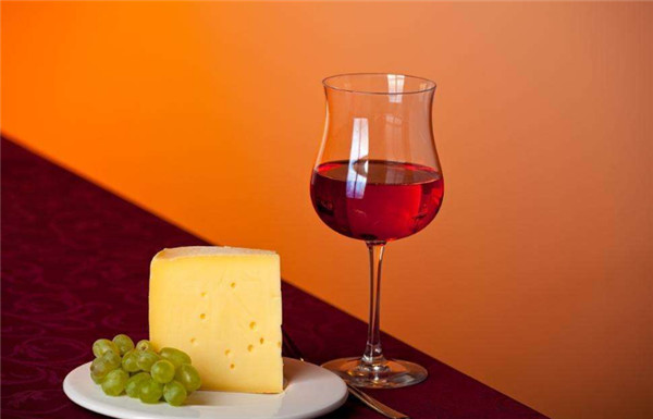 在衡阳开红酒加盟店的流程是怎样的?