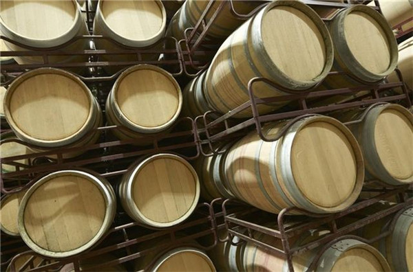 在衡阳做进口红酒批发代理生意好不好？