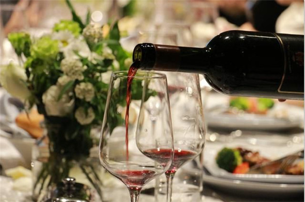 在邵阳加盟哪个红酒品牌好?