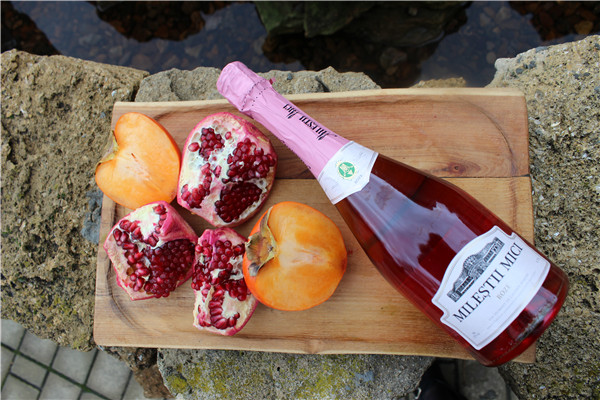 在益阳开红酒加盟店要多少钱？