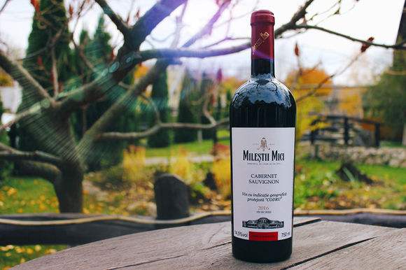 宜春市葡萄酒批发生意要如何运营？