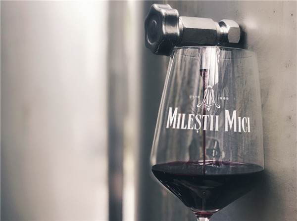 在驻马店加盟红酒店需要多少钱？