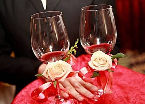 现在结婚都用私人定制酒吗?