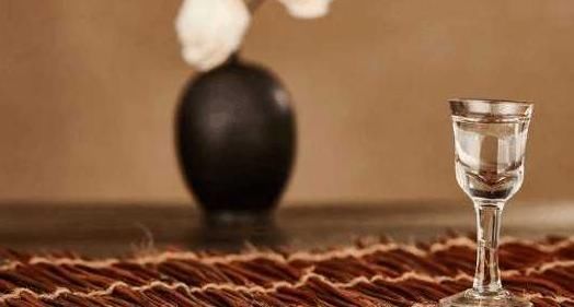 高端白酒定制国际化受到哪些影响?