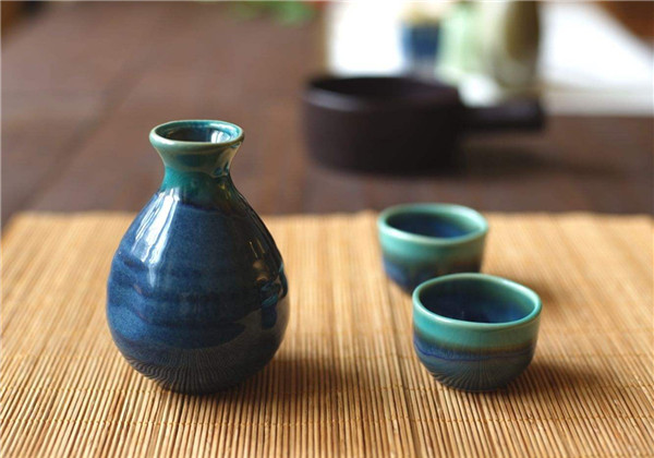 私人定制酱香酒和浓香酒的差别在哪里？