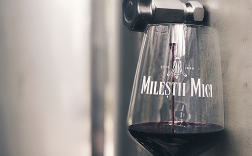 西宁开红酒加盟店需要怎么选红酒品牌？