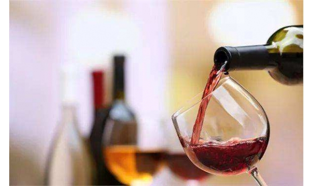 在乌鲁木齐开一个红酒酒庄需要多少钱？